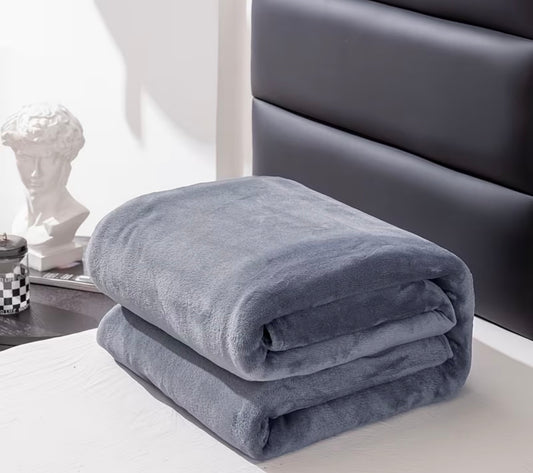 Cobija piel de durazno gris
