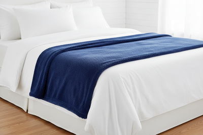 Cobija piel de durazno azul oscuro